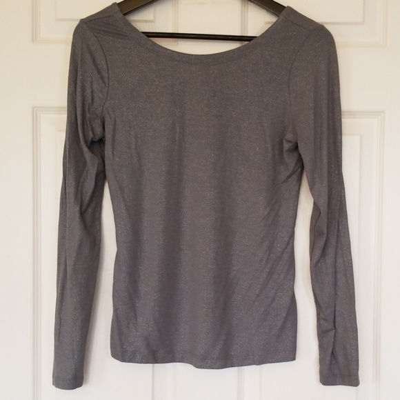 Banana Republic Tops - Banana Republic long sleeve t shirt